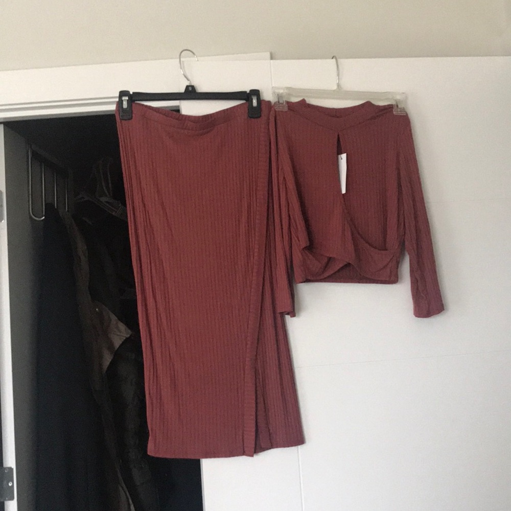 Jluxlabel  wrap skirt and key hole top set.